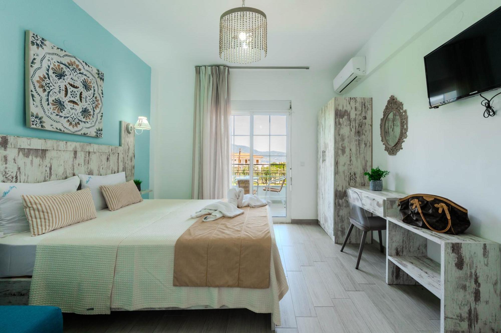 Blue Bay Hotel Скала-Потамиас Экстерьер фото