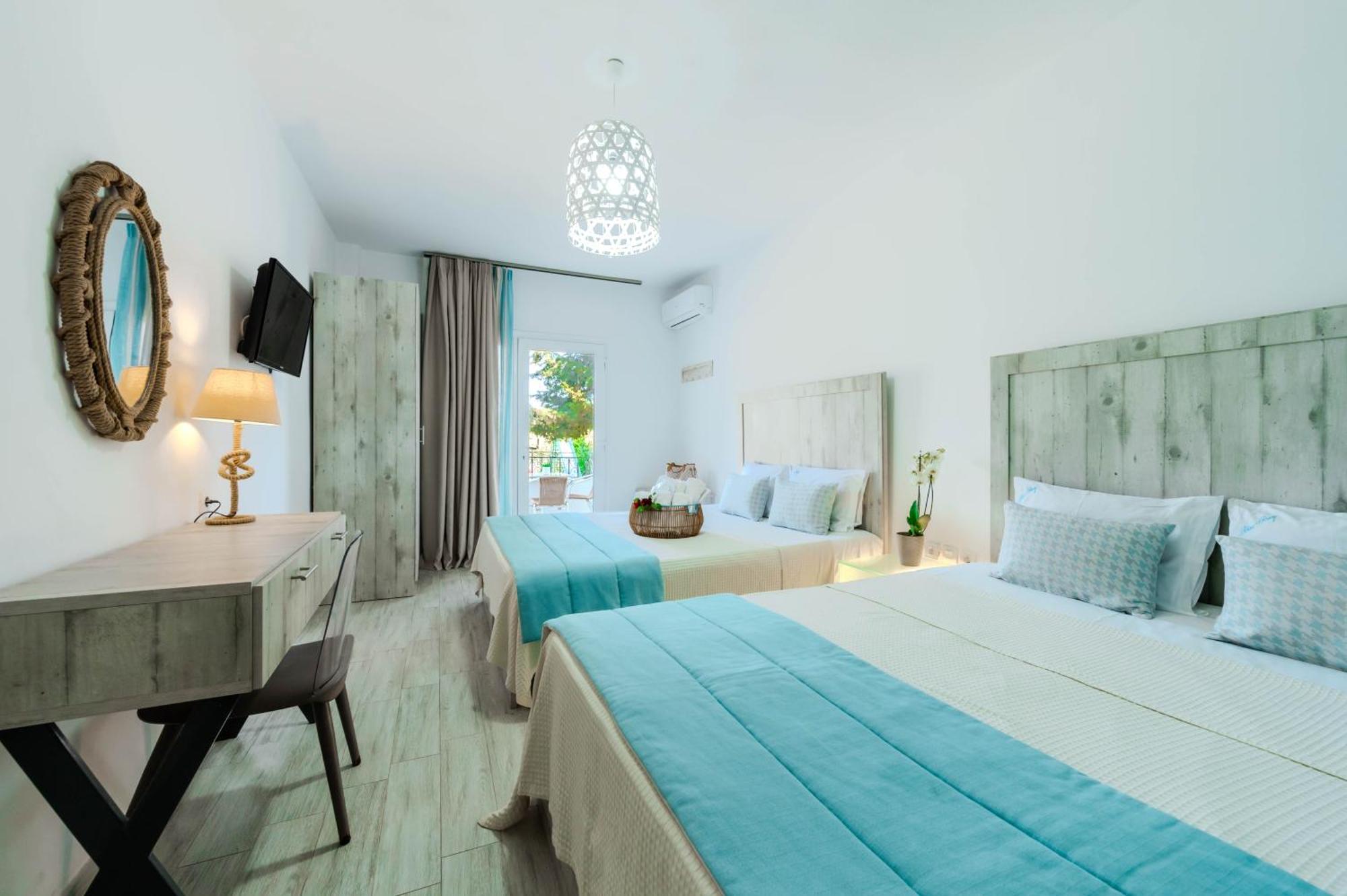 Blue Bay Hotel Скала-Потамиас Экстерьер фото